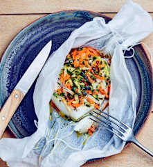 Papillotes de cabillaud et julienne de légumes