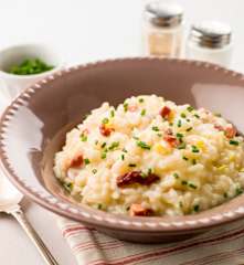 Risoto de bacon e alho-francês
