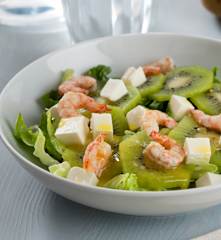 Garnelensalat mit Kiwi