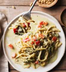 奶油蒜香芦笋面