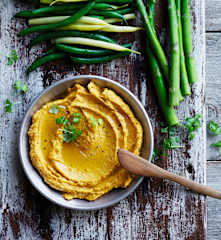 Pumpkin hommus with green dippers (Toddlers and beyond)