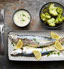 Maquereaux sauce au citron et brocolis
