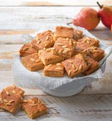 Biscotti morbidi alle pere e frutta secca