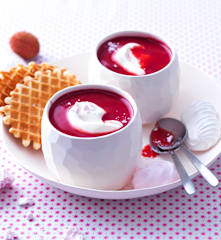 Soupe de framboise aux litchis