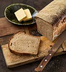 Pain bis dans un moule à cake