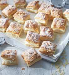 Minihojaldres de almendra