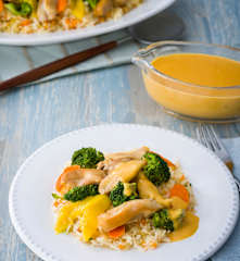 Arroz basmati con verduras y pollo al curry de mango