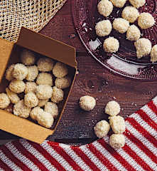 Trufas de chocolate blanco y avellana