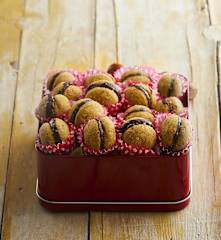 Baci di dama alle nocciole