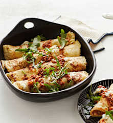 Pfannkuchen mit Bologneser Füllung