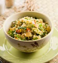 Bulgur Salad with Rocket, Peach and Avocado