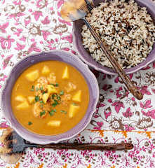 Caril de camarão com manga