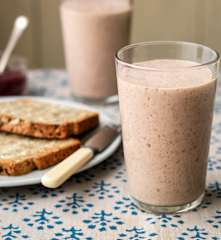 Frozen Fruit Breakfast Smoothie