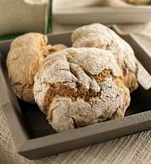 Panecillos de centeno y cerveza negra