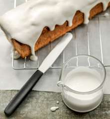 Royal icing (sugar glaze)