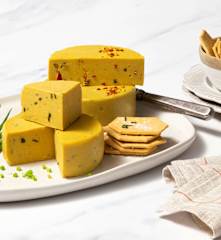 Cashew cheddar cheese