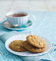 Lemon olive oil salted macadamia biscuits