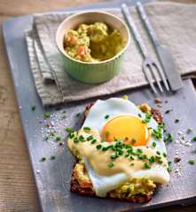 Avocado toast con uovo