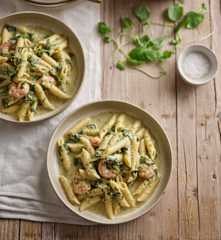 Pasta cremosa ai gamberi e bietole