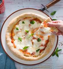 Pizza al estilo napolitana (Come, reza, ama)