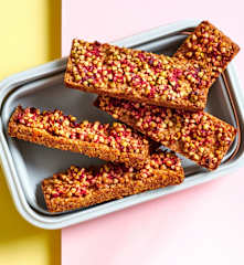 Raspberry crumble bars