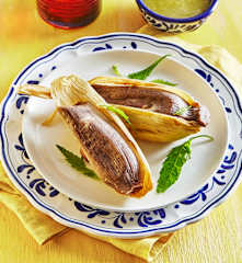 Tamales de frijol con queso