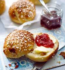 Rosinenbrötchen
