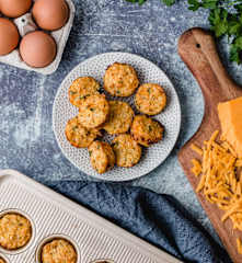 Bocados de coliflor y queso