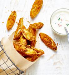 Potatoes au four et leur sauce crémeuse