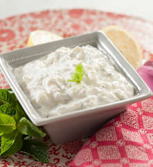 Raita de pepino