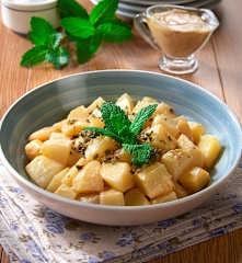 Insalata di patate con senape e menta