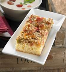 Rhabarber-Marzipan-Schnitten