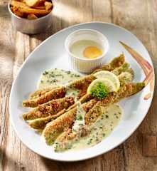 Bohnenschnitzel mit Schnittlauchsauce und Ei aus dem Töpfchen