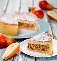 Hruškový šlehačkový koláč