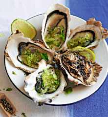 Huîtres au granité de citron vert et à la menthe