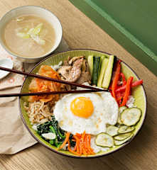 Bibimbap (plato completo coreano)
