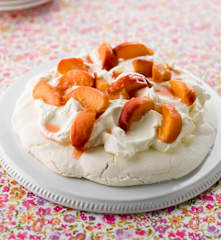 Pavlova de pêssego