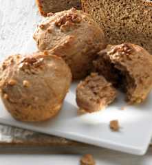 Buttermilch-Walnuss-Brötchen