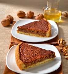 Crostata di frutta secca e miele