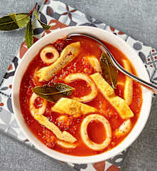 Calamar à la piperade
