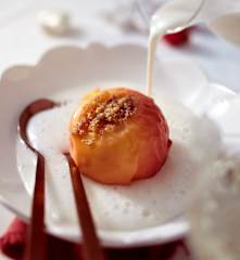 Marzipanapfel mit Vanilleschaum