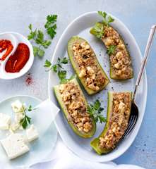 Zucchini mit Hackfleischfüllung