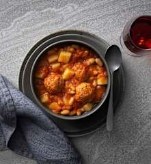 Chorizo meatballs and potato stew (Skinnymixers)