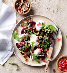 Burrata Peynirli Pancar Carpaccio