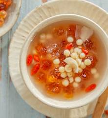 百合桃胶鸡头米