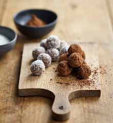 Trufas de almendra y cacao