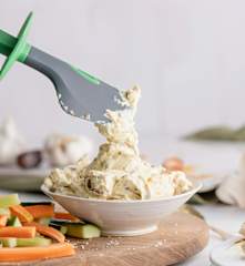 Dip curry z daktylami