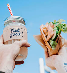 Pita de poulet au curry