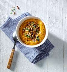 Süßkartoffelstampf mit Thymian-Nuss-Butter