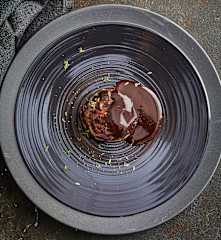 Filetto di manzo sottovuoto​ con salsa al cioccolato nero